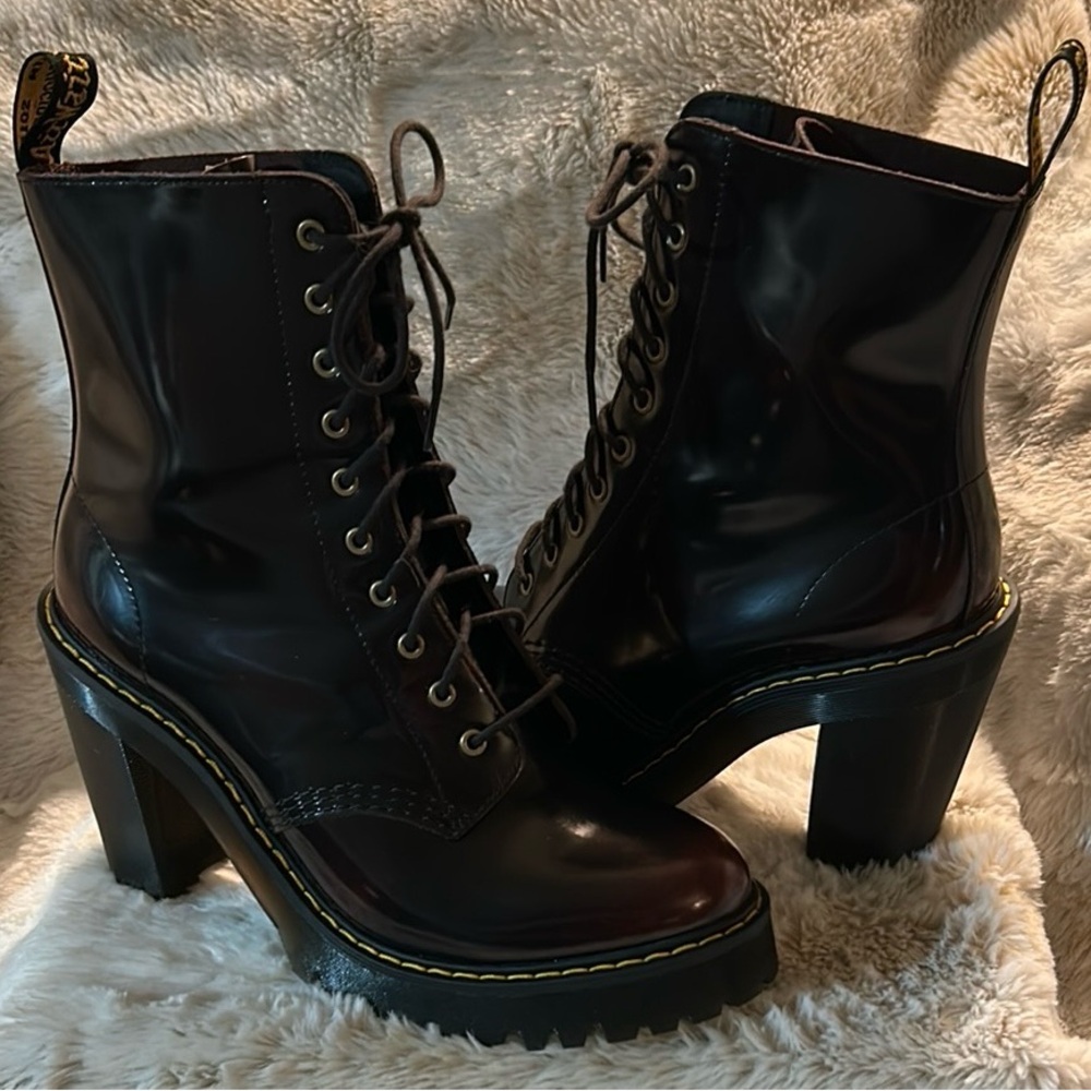 Dr. Marten’s Kendra Boots Arcadia Red size 8